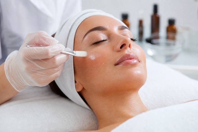 Chemical Peel Types: 4 Powerful Options for Radiant Skin... 4 Chemical peel types